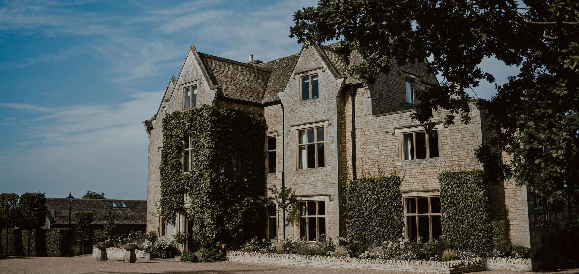 Hyde House wedding venue near Stow-on-the-Wold